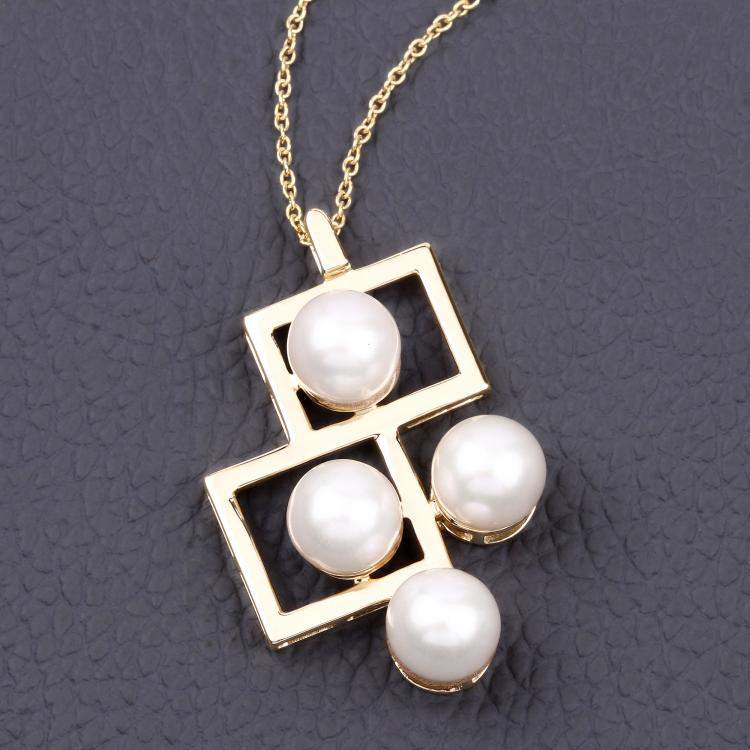 Pre Owned 13.65 cts Pearl 14K Yellow Gold Geometric Pendant