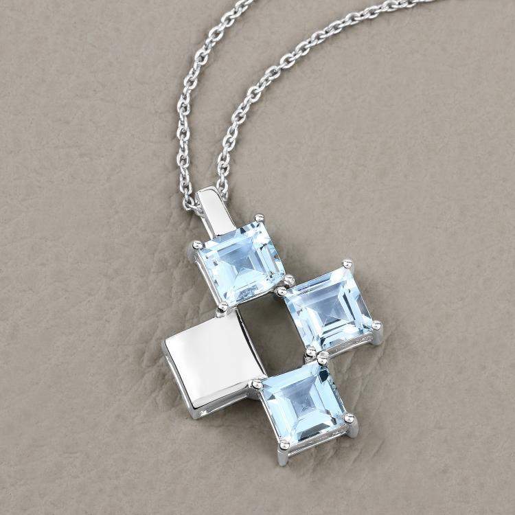 Pre Owned 2.75 cts Aquamarine 14K White Gold Quad Pendant