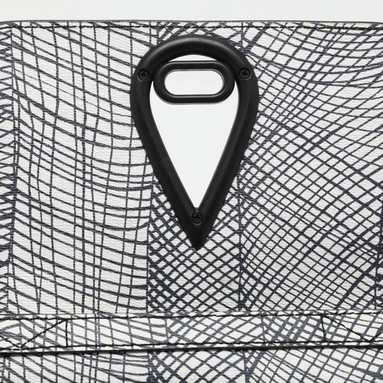 Pre Owned Kenzo White/Black Printed Leather Raindrop Shoulder Bag