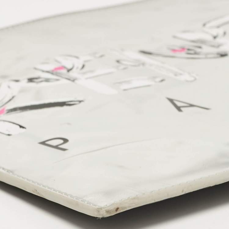 Pre Owned Kenzo Silver Patent Leather Logo Printed Zip Pouch
