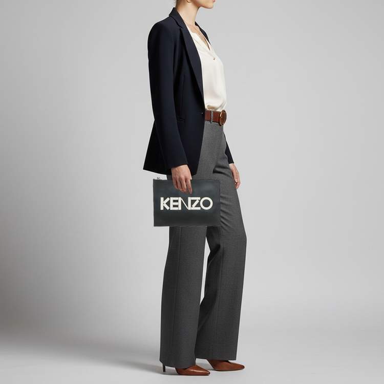 Pre Owned Kenzo Logo Black/White Leather Zipped Pouch