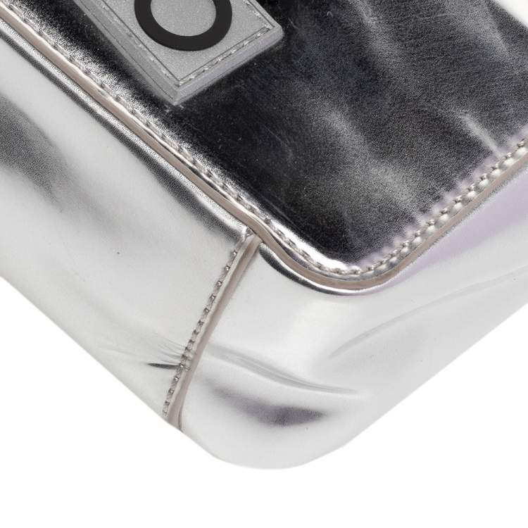 Pre Owned Kenzo Silver Patent Leather Donna Jordan Crossbody Bag