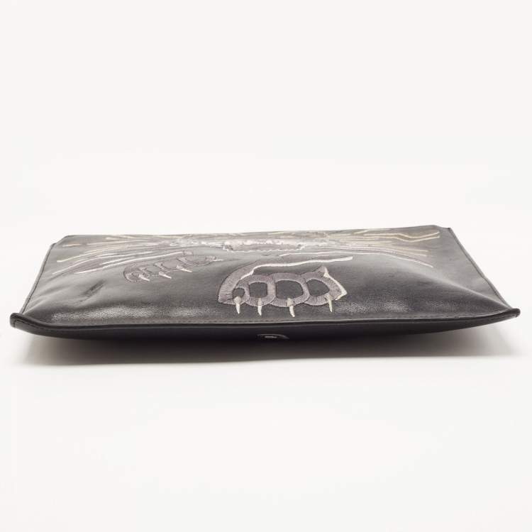 Pre Owned Kenzo Black Tiger Embroidered Leather Zip Flat Pouch