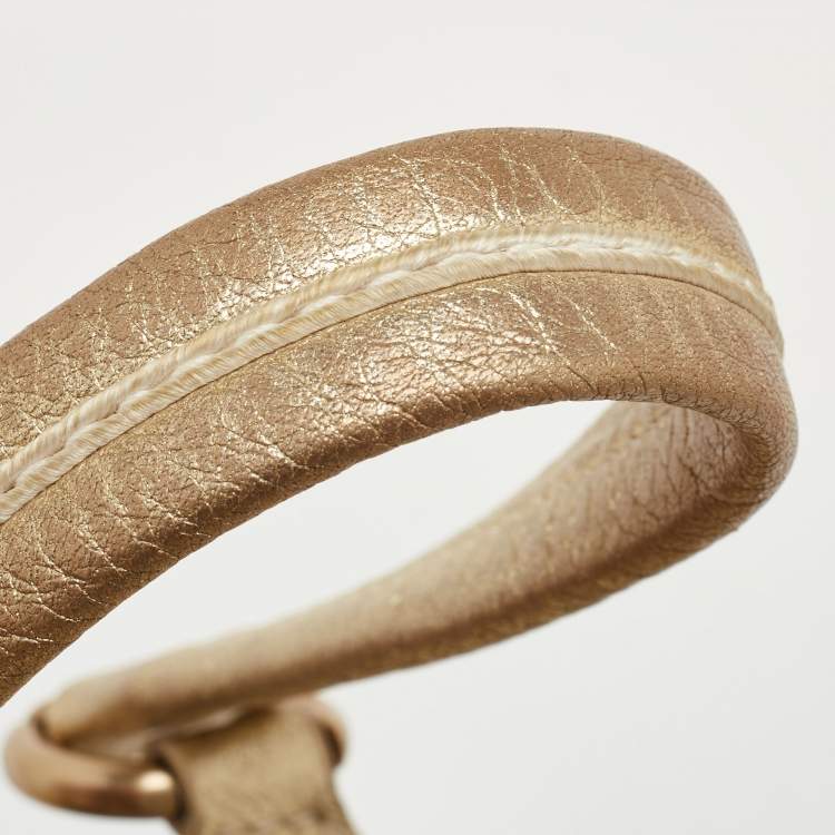 مملوكة مسبقًا Lancel Premier Flirt Gold Pebbled Leather Bucket Bag