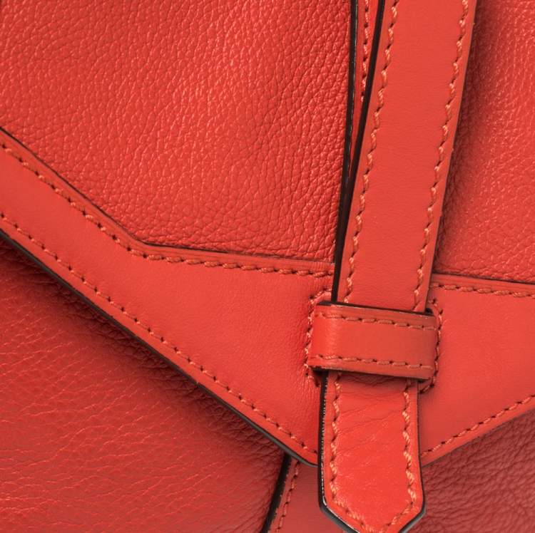 Pre Owned Lancel Red Leather Crossbody Bag