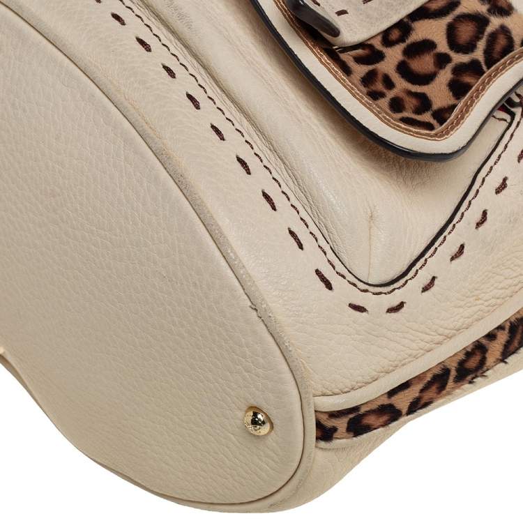 Pre Owned Lancel Cream Pebbled Leather Premiere Flirt Bucket Bag