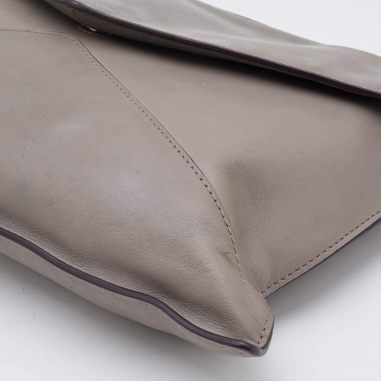 Pre Owned Lancel Grey Leather Envelope Flap Clutch Bag