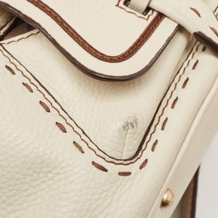 Pre Owned Lancel Off White Leather Premiere Flirt Bucket Bag