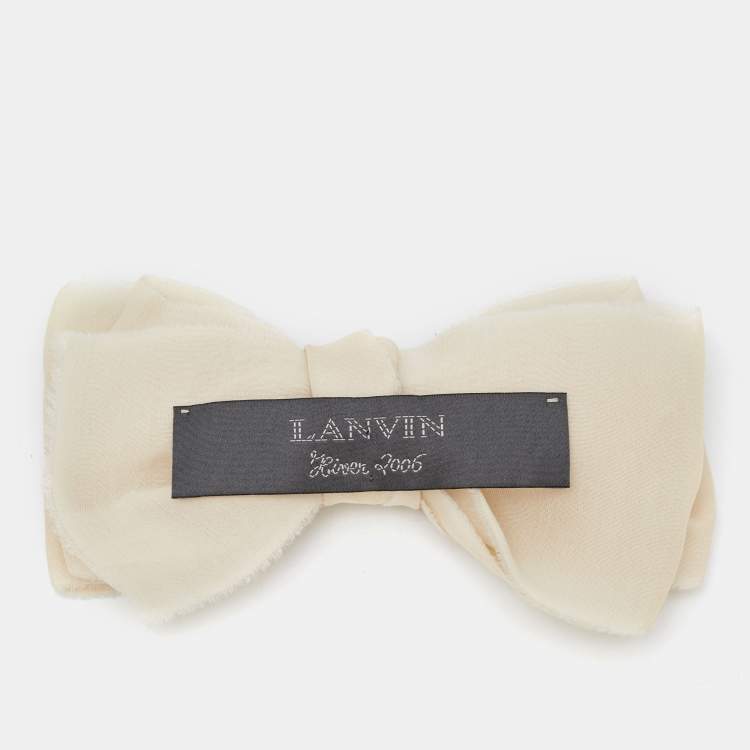 مملوكة مسبقًا Lanvin Ivory Silk Bow Pin Brooch