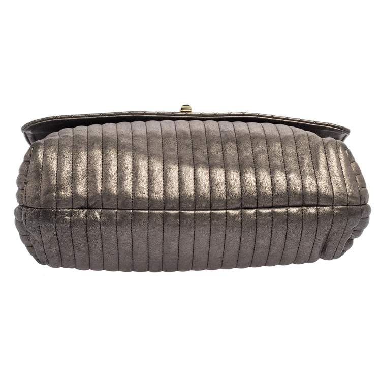 مملوكة مسبقًا Lanvin Metallic Grey Quilted Leather Happy Shoulder Bag