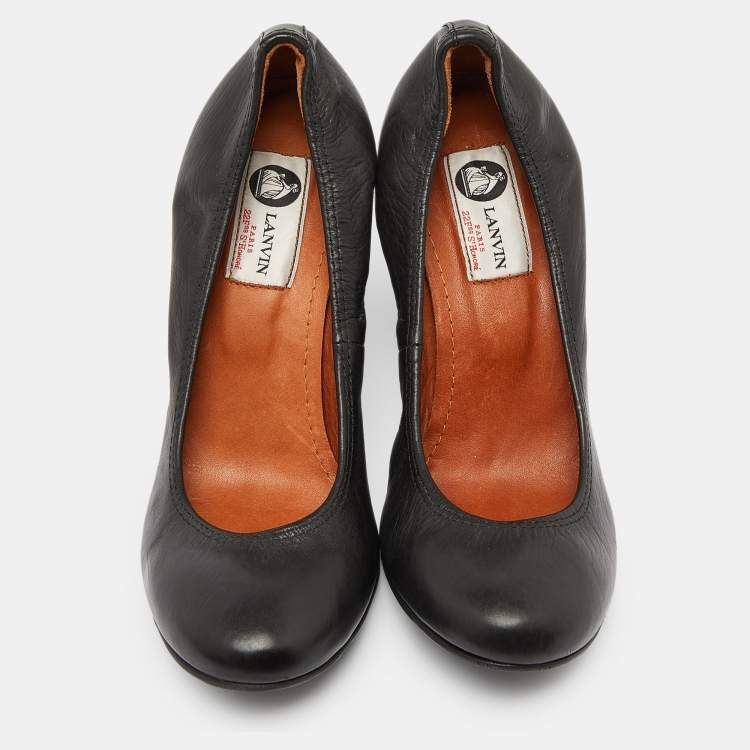 Pre Owned Lanvin Black Leather Wedge Pumps Size 38.5