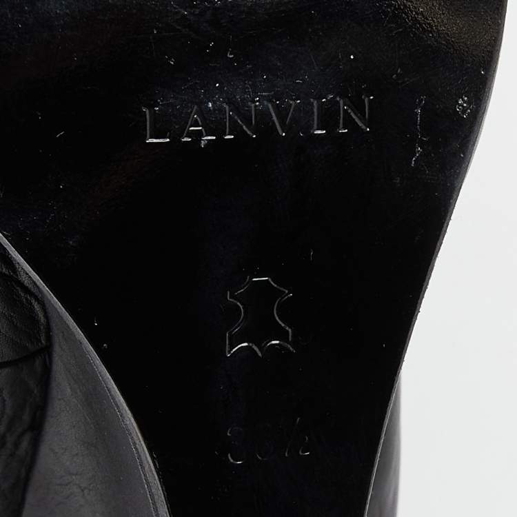 Pre Owned Lanvin Black Leather Wedge Pumps Size 38.5