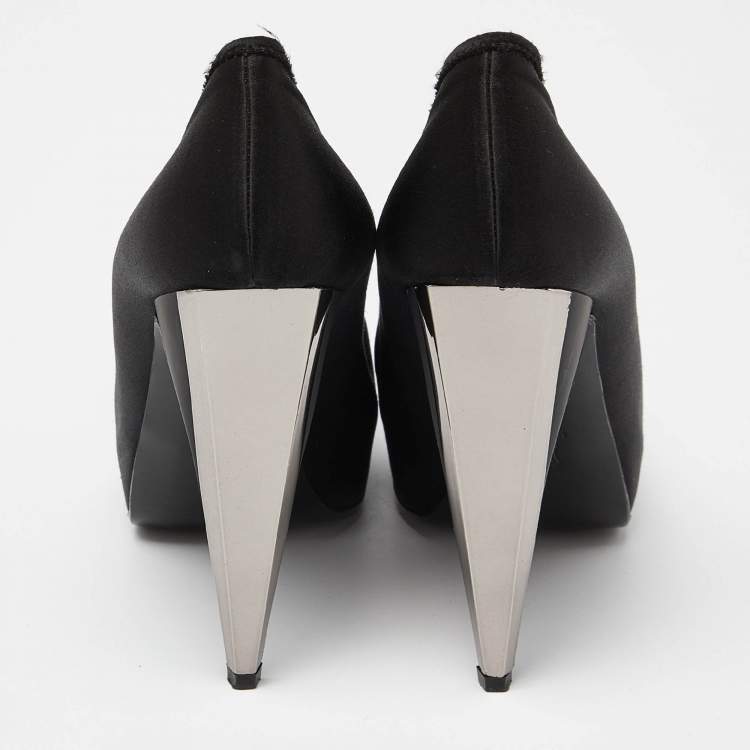 Pre Owned Lanvin Black Satin Platform Pumps Size 38.5