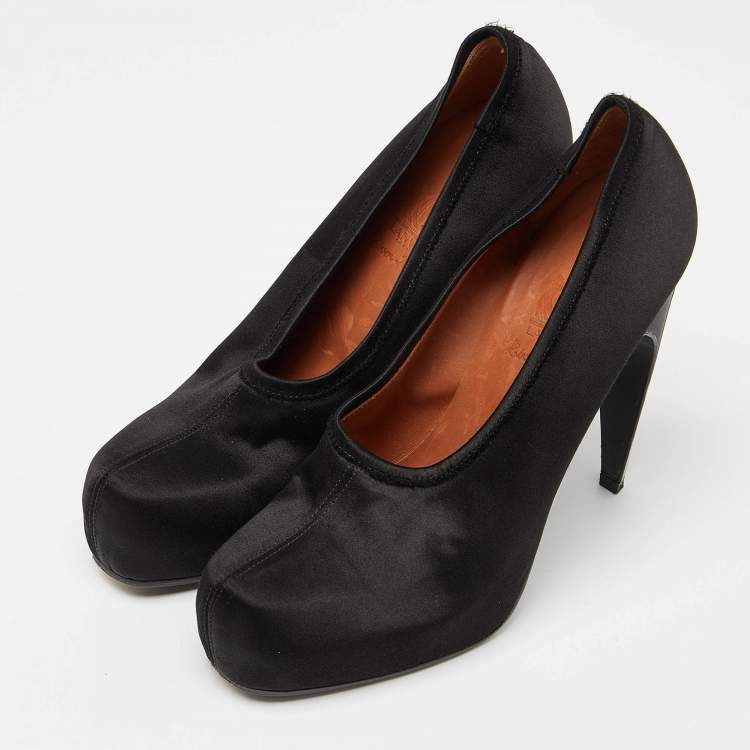 Pre Owned Lanvin Black Satin Platform Pumps Size 38.5