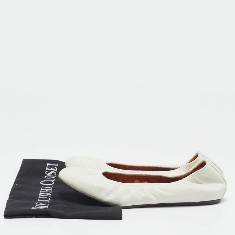 Pre Owned Lanvin White Leather Scrunch Ballet Flats Size 38