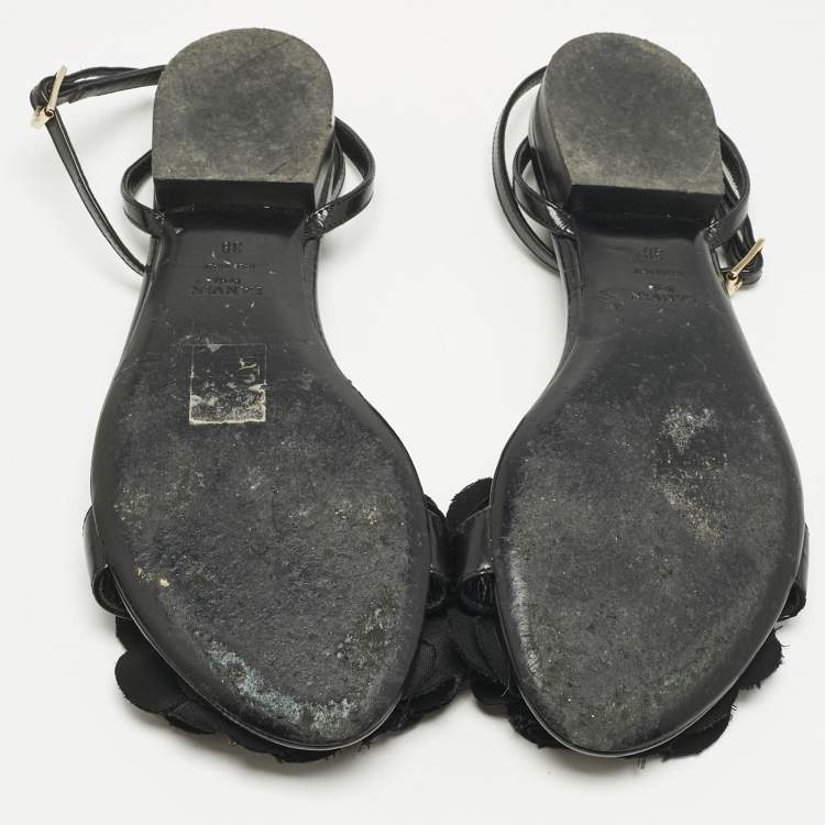 Pre Owned Lanvin Black Patent Leather and Satin Flower Flat Sandals Size 38