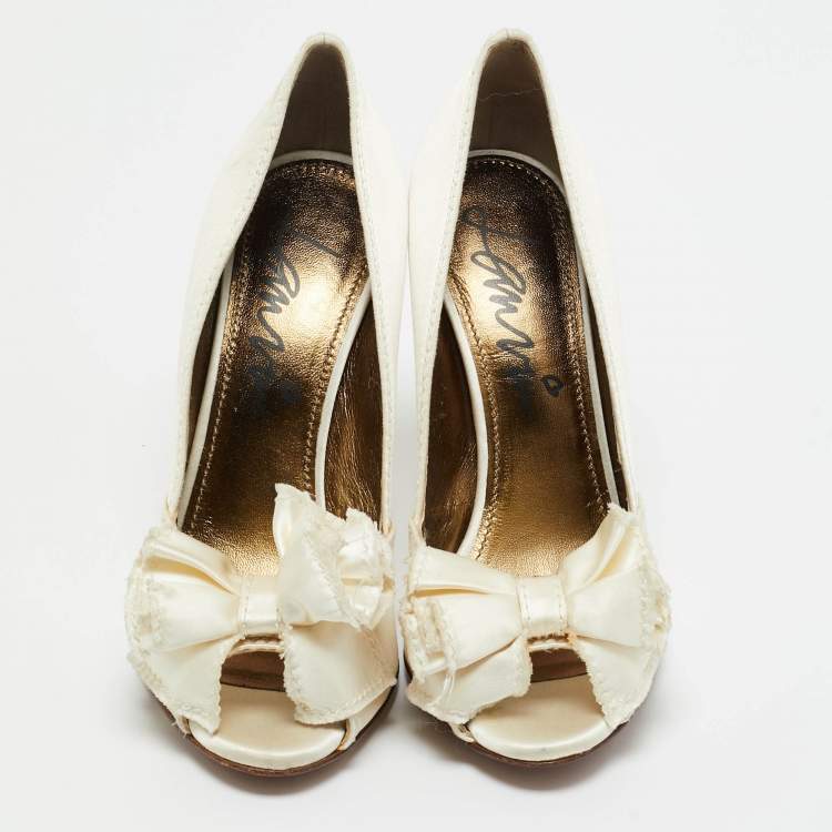 Pre Owned Lanvin White Satin Bow Peep Toe Pumps Size 36.5