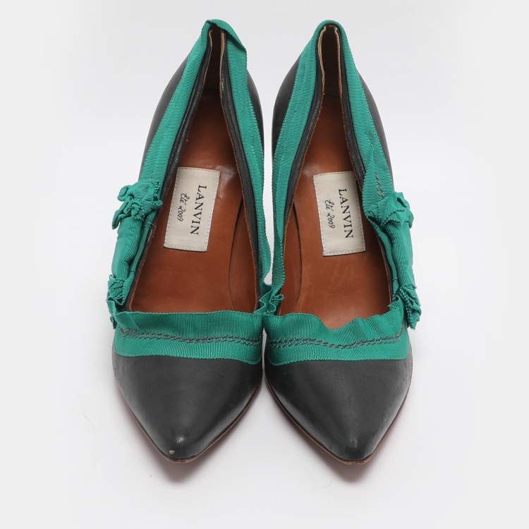 Pre Owned Lanvin Size 40 Black/Green Fabric and Leather Pumps