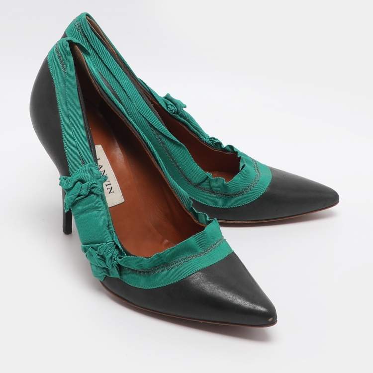 Pre Owned Lanvin Size 40 Black/Green Fabric and Leather Pumps