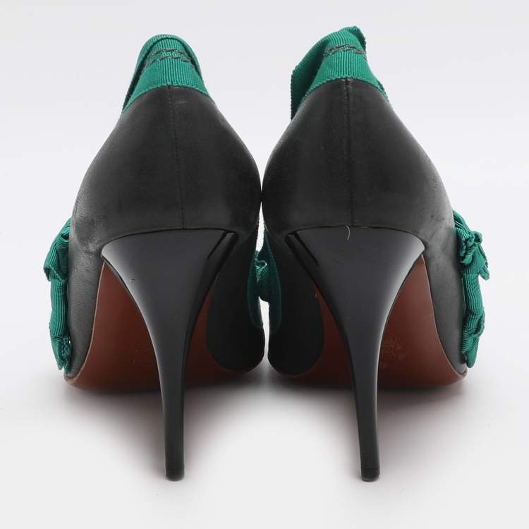 Pre Owned Lanvin Size 40 Black/Green Fabric and Leather Pumps
