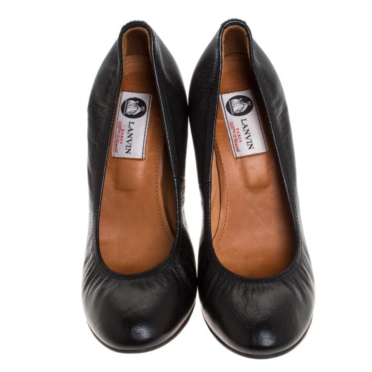 Pre Owned Lanvin Black Leather Scrunch Wedge Pumps Size 37