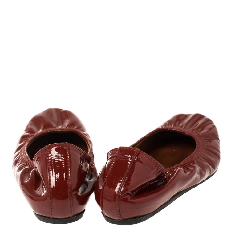 Pre Owned Lanvin Red Patent Leather Scrunch Ballet Flats Size 38
