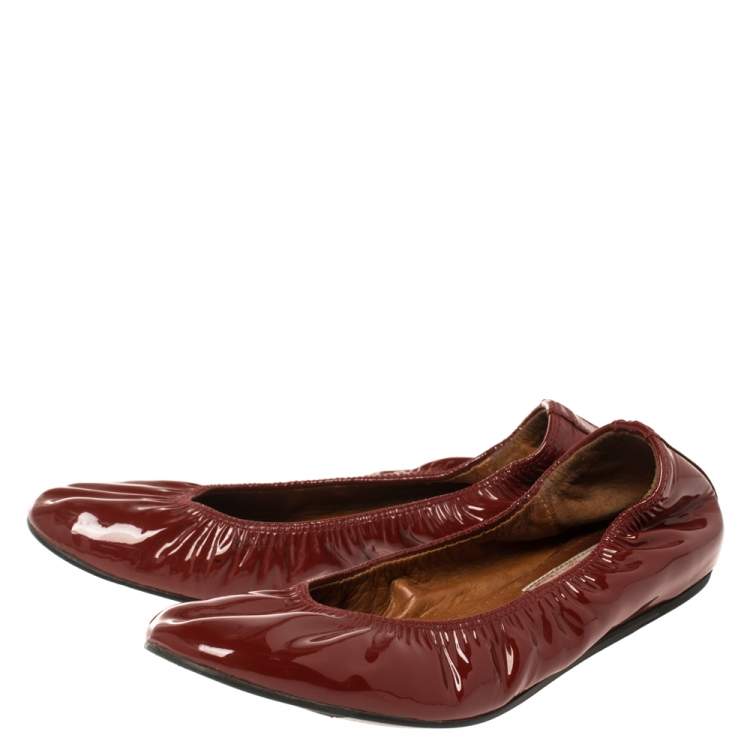 Pre Owned Lanvin Red Patent Leather Scrunch Ballet Flats Size 38