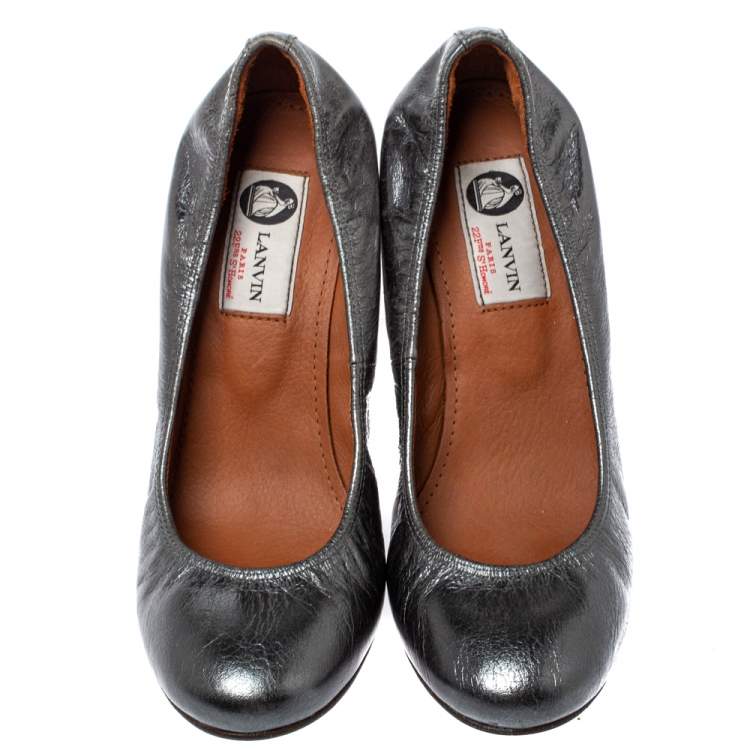 Pre Owned Lanvin Metallic Grey Leather Scrunch Wedge Pumps Size 37