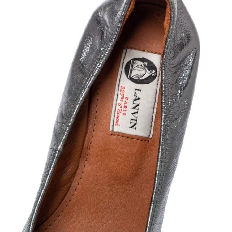 Pre Owned Lanvin Metallic Grey Leather Scrunch Wedge Pumps Size 37