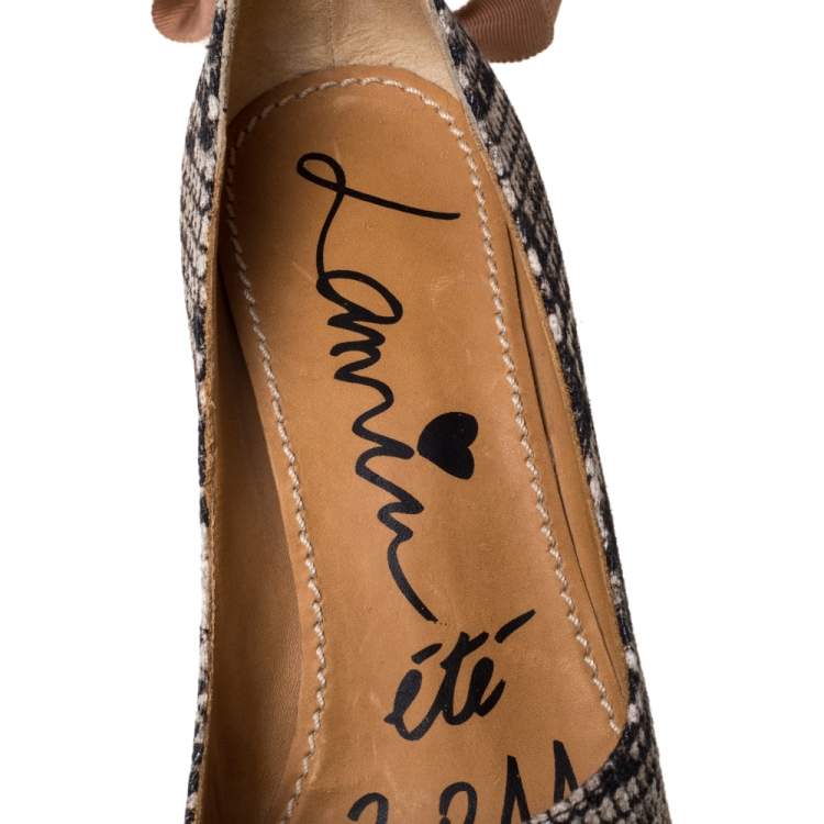 Pre Owned Lanvin Two Tone Snake Print Canvas Escarpin Wedge Pumps Size 38