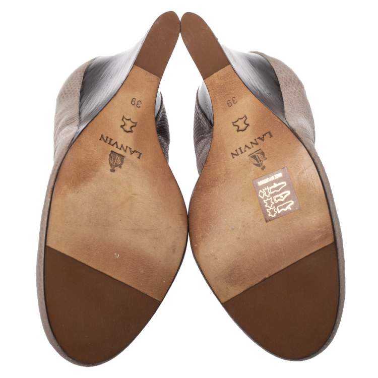مملوكة مسبقًا Lanvin Grey Textured Leather Scrunch Wedge Pumps Size 39