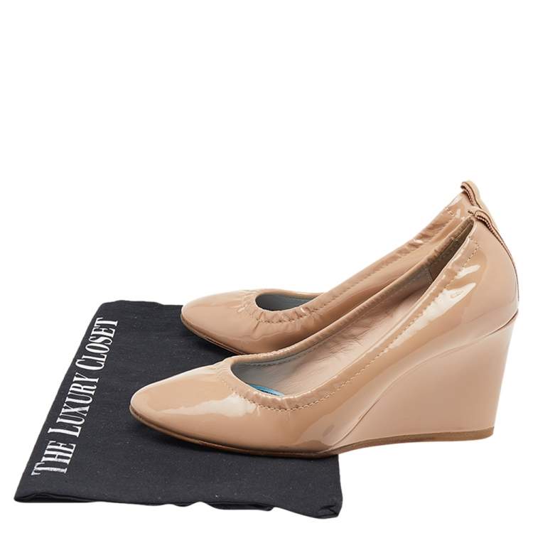 Pre Owned Lanvin Beige Patent Leather Wedge Pumps Size 36.5