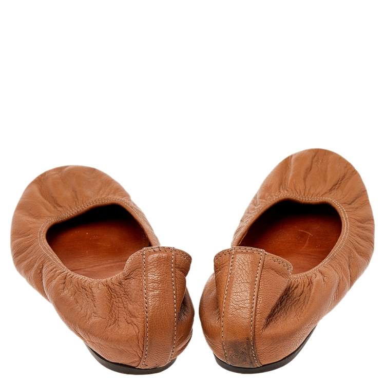 Pre Owned Lanvin Beige Leather Scrunch Flats Size 38.5