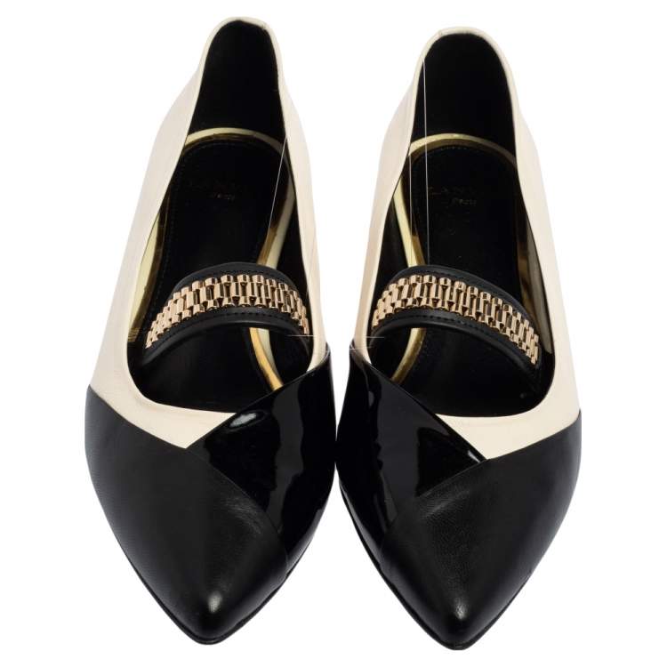 Pre Owned Lanvin Black/White Patent and Leather Flat Pointed Toe Pumps Size 39