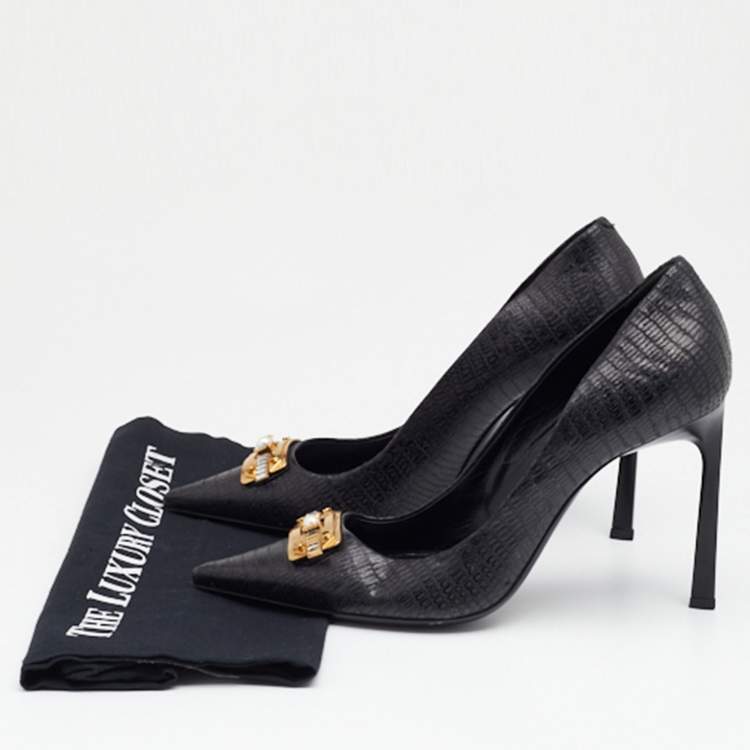 Pre Owned Lanvin Black Leather Embellished  Pumps Size 38