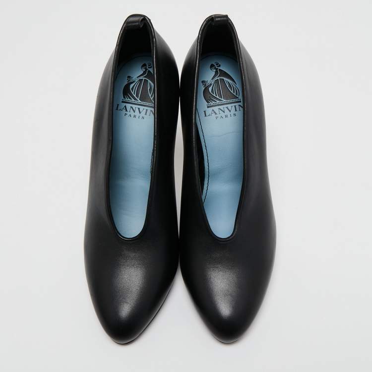 Pre Owned Lanvin Black Leather V Neck Pumps Size 35