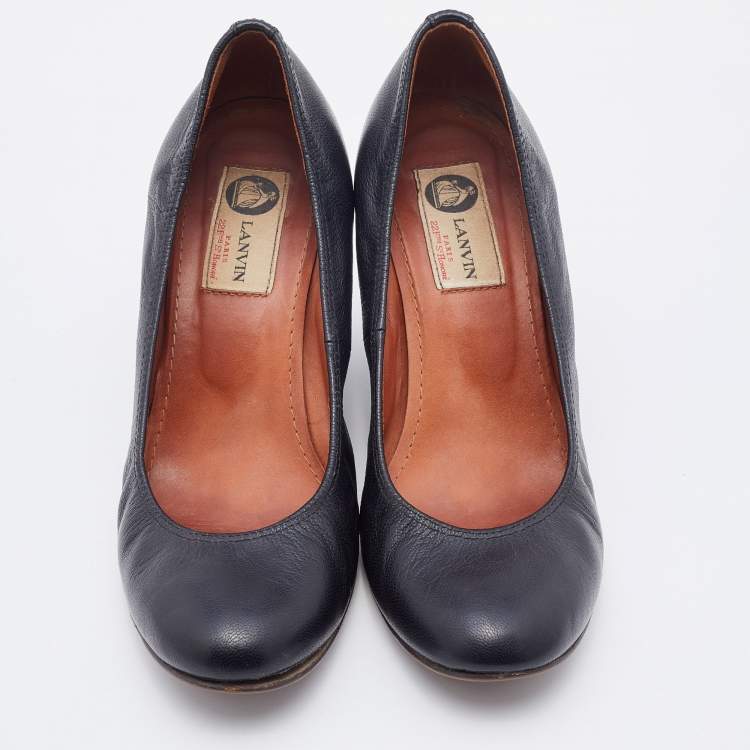 Pre Owned Lanvin Black Leather Wedge Pumps Size 37.5