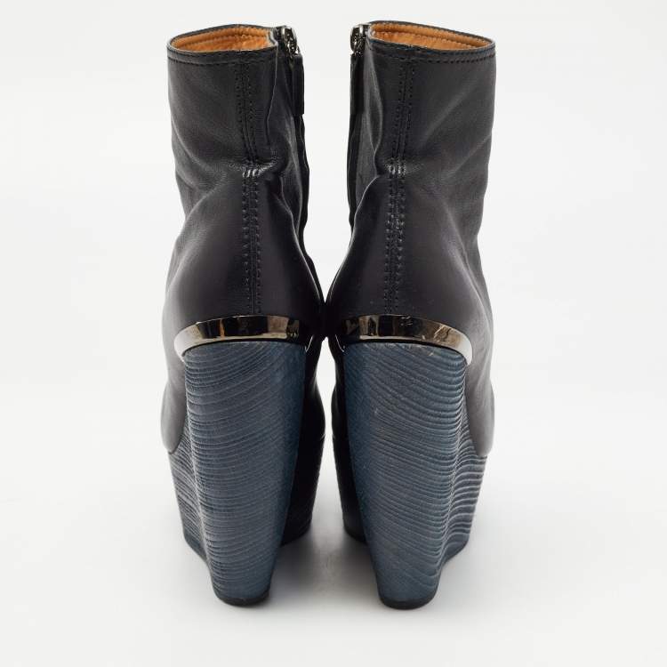 Pre Owned Lanvin Black Leather Wedge Boots Size 40