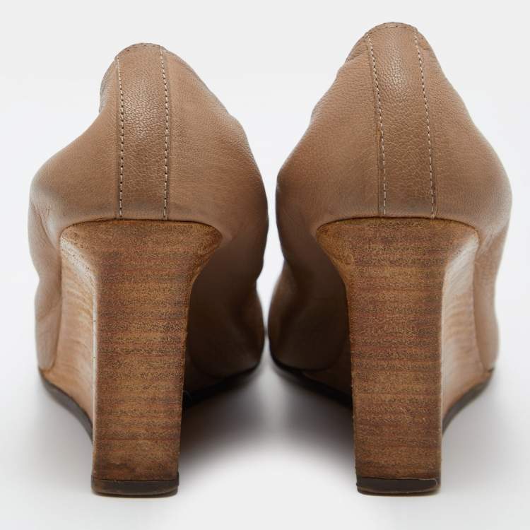 Pre Owned Lanvin Beige Leather Wedge Pumps Size 40