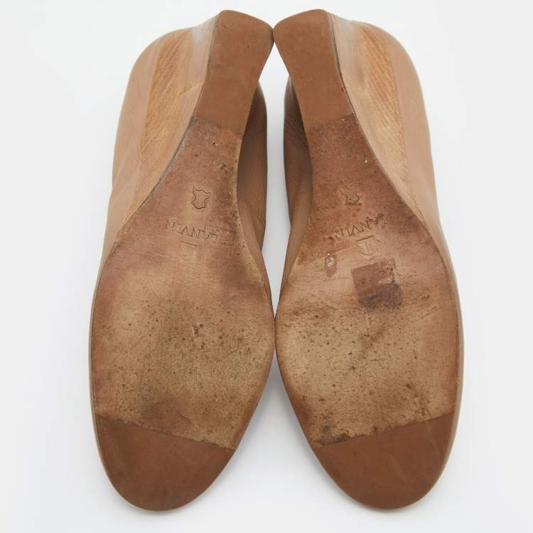 Pre Owned Lanvin Beige Leather Wedge Pumps Size 40