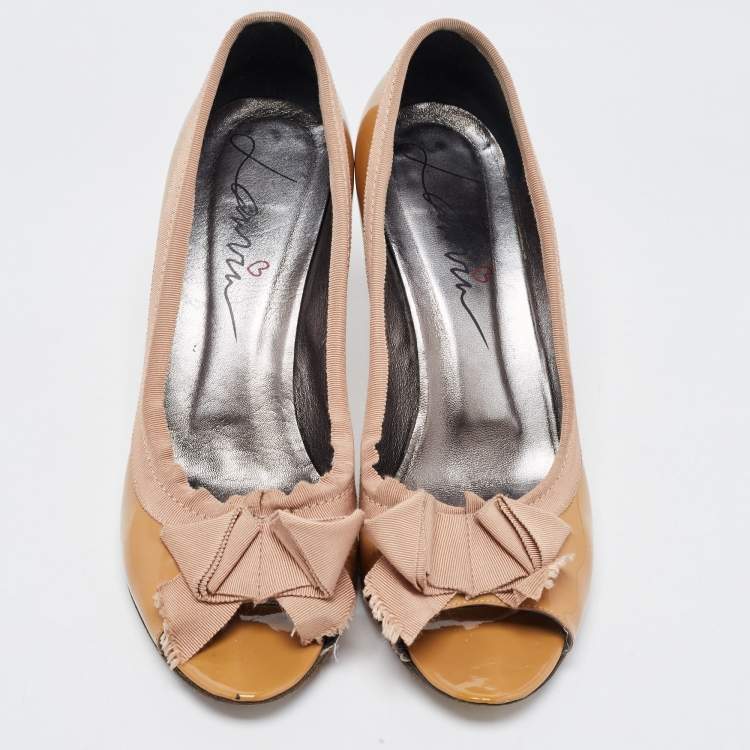 Pre Owned Lanvin Brown Patent Leather And Fabric Grosgrain Bow Peep Toe Pumps Size 41