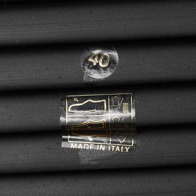 Pre Owned Le Silla Yui Wave Size 40 Grey Fabric and Net Slide Sandals