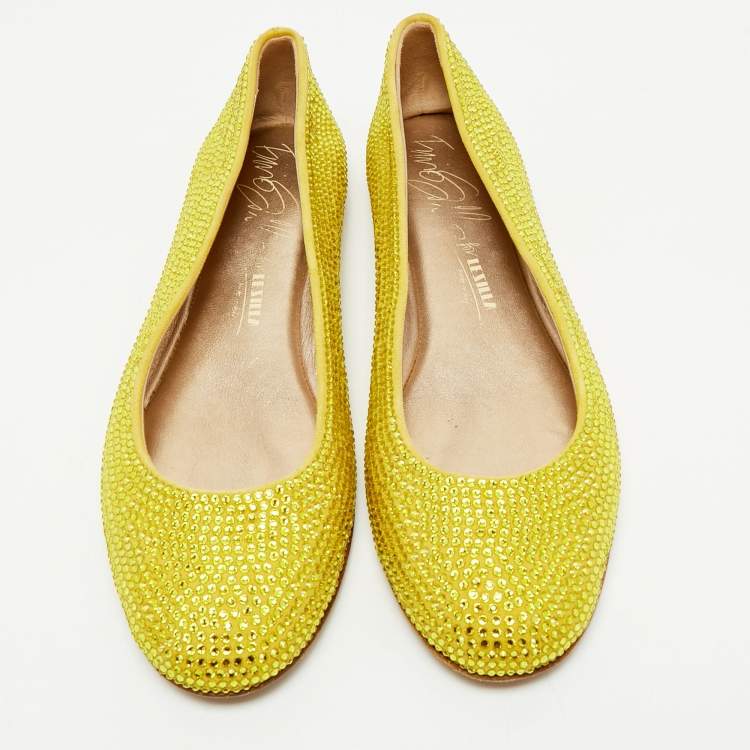 Pre Owned Le Silla Yellow Suede Crystal Embellished Ballet Flats Size 39