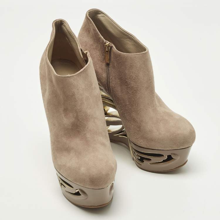 Pre Owned Le Silla Size 38.5 Beige Suede Butterfly Wedge Ankle Boots