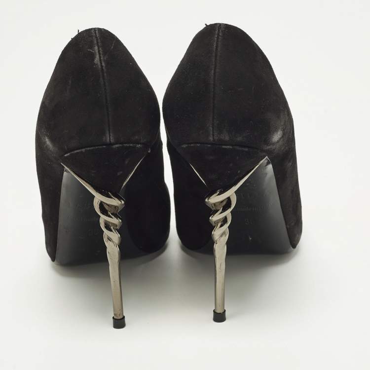 Pre Owned Le Silla Size 38 Black Suede Spiral Heel Pumps