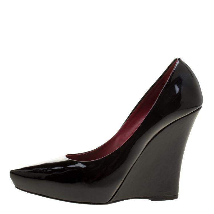 Pre Owned Le Silla Black Patent Leather Wedge Pointed Toe Pumps Size 39.5