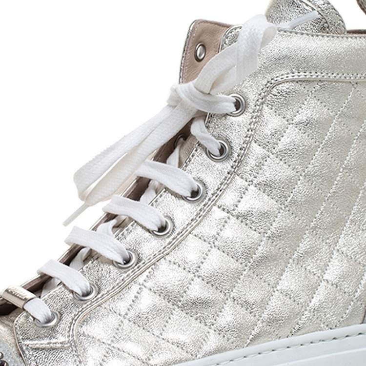 Pre Owned Le Silla Pearl Metallic White Quilted Leather and Suede Crystal Embellished Lace High Top Sneakers Size 36
