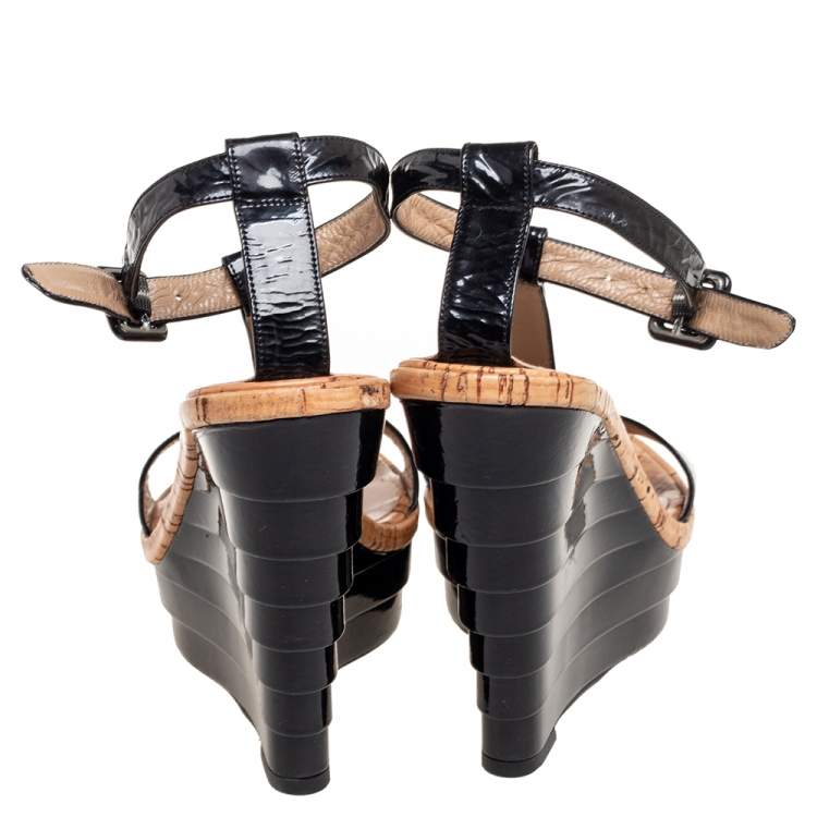Pre Owned Le Silla Black Patent Leather T-Strap Wedge Sandals Size 37.5