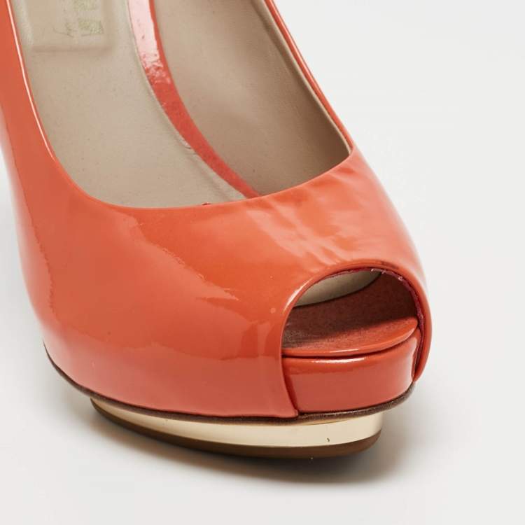 Pre Owned Le Silla Orange Patent Peep Toe Pumps Size 39.5