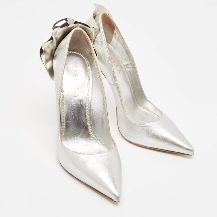 Pre Owned Le Silla Silver Leather Petalo Pumps Size 37.5